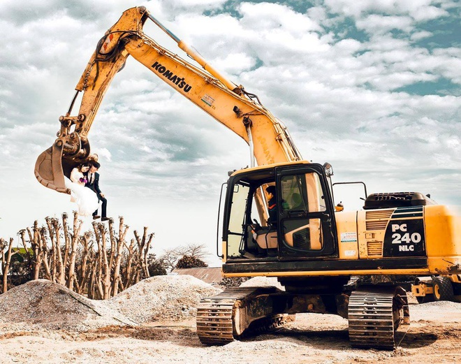 Need to recruit male workers for construction orders Need to recruit male workers for construction orders